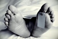 Ilustrasi. Bripda MS, anggota Brimob, ditangkap setelah menganiaya siswa MTSN hingga tewas. Saat kejadian, korban disebut sedang jalan-jalan usai sahur. (Foto: Istockphoto/Nito100)