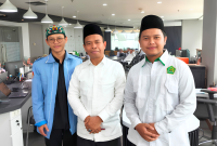 Foto Ketua dan Wakil Ketua IDMI Bersama Kasubdit Dakwah dan PHBI