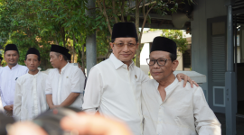 Menteri Agama Nasaruddin Umar bersama Pengasuh Pesantren Girikesumo KH. Munif Muhammad Zuhri di Demak, Jawa Tengah, Jum'at (5/6/2026)