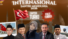 Poster Istimewa (Dok. Santri Mendunia)