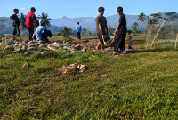 Foto Istimewa Santri Sedang diladang 