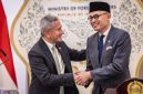 Menteri Luar Negeri Singapura Vivian Balakrishnan bertemu Menteri Luar Negeri RI Arrmanatha Nasir (AFU.ID)