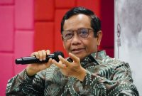 Mantan Ketua Mahkamah Konstitusi yang juga pernah menjabat sebagai Menteri Koordinator Bidang Poltik Hukum dan Keamanan (Menko Polhukam), Mahfud MD