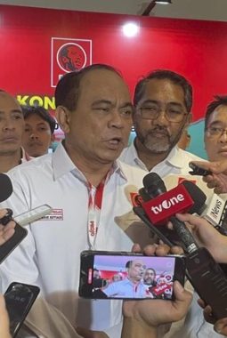 Budi Arie Respons Putusan MA soal Suket Ijazah Gibran: Tidak Mundur dari Wapres